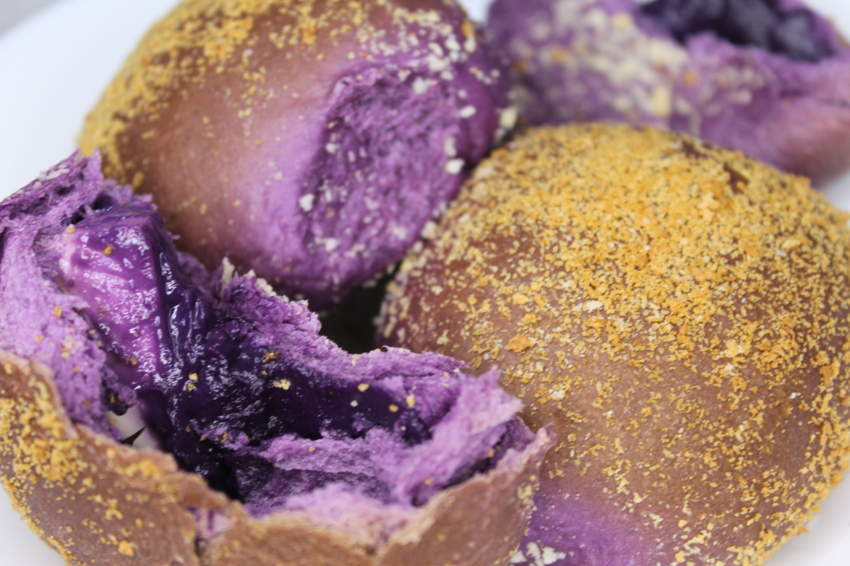 Pandesal Ube-Cheese with Halaya 8 pcs